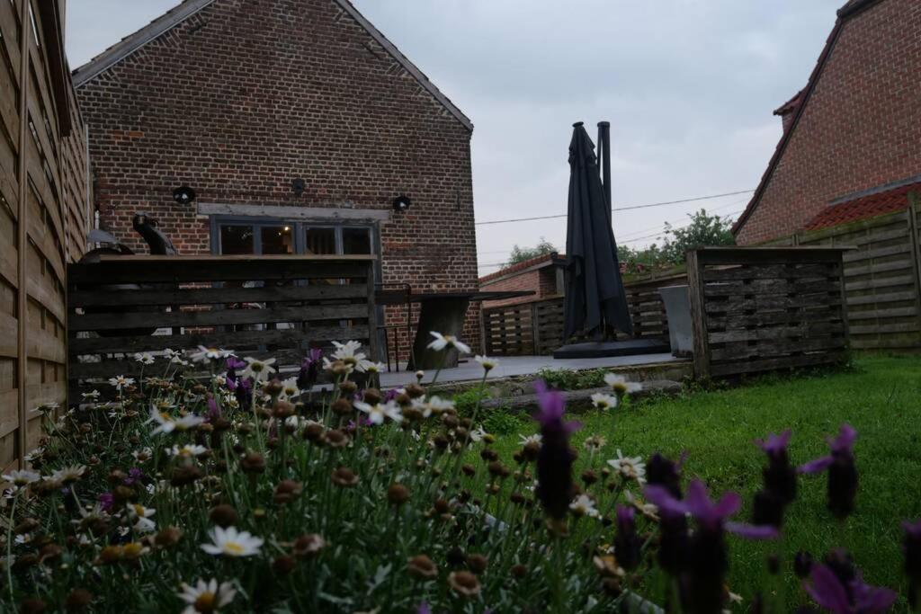 Gite L 'Ecurie A La Campagne Flines-Les-Mortagne Exteriör bild
